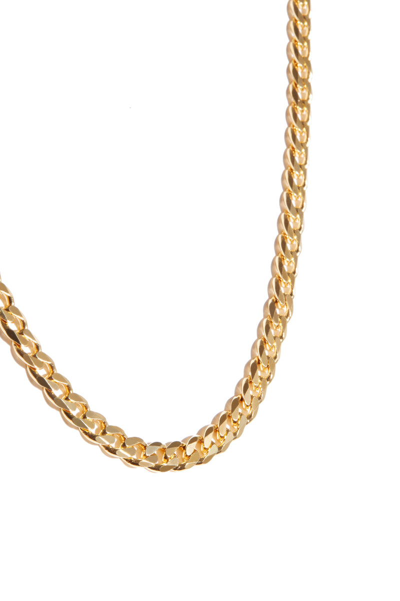 Bold Curb Chain in Gold