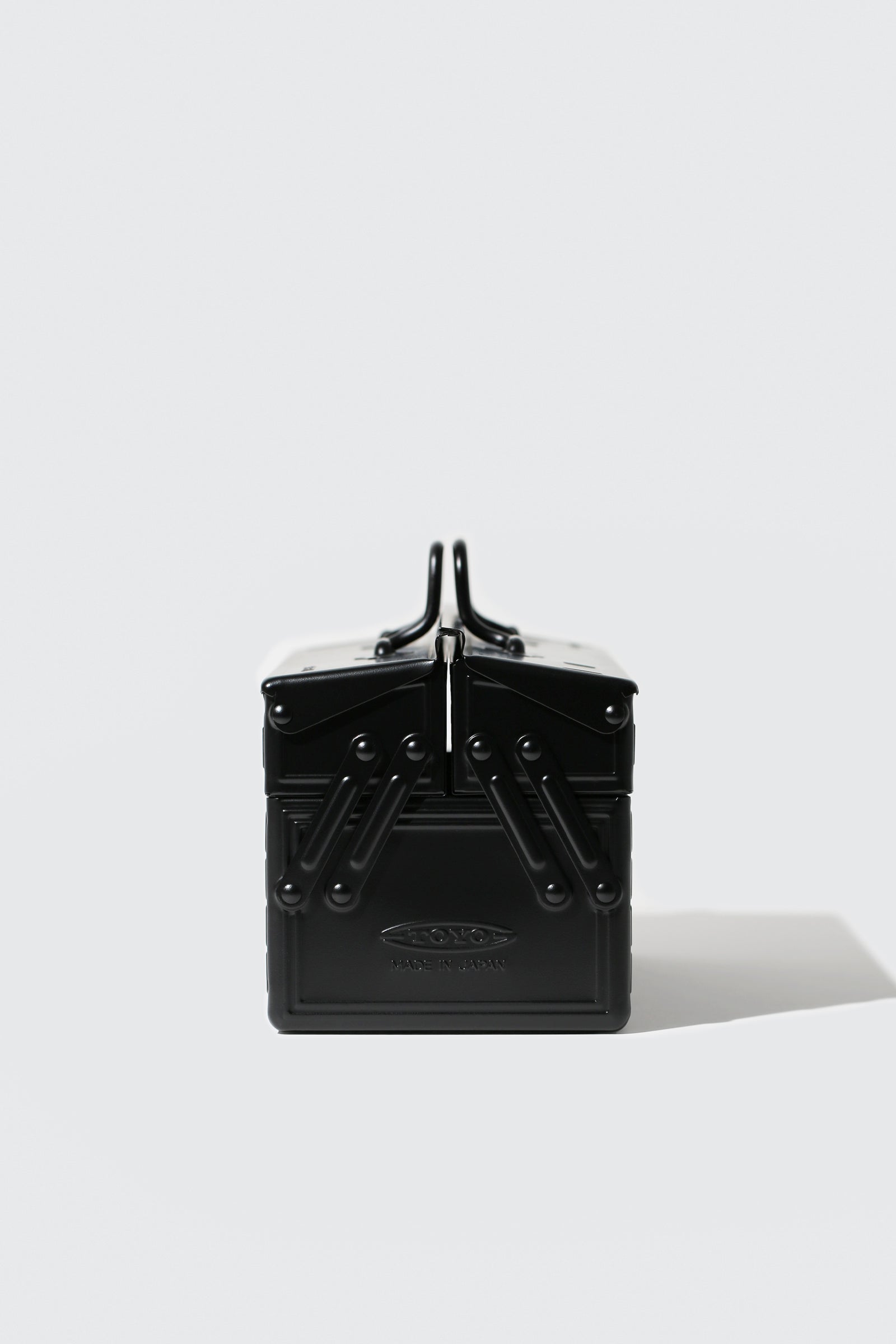 Large Toyo Steel Toolbox – Le Manoir®