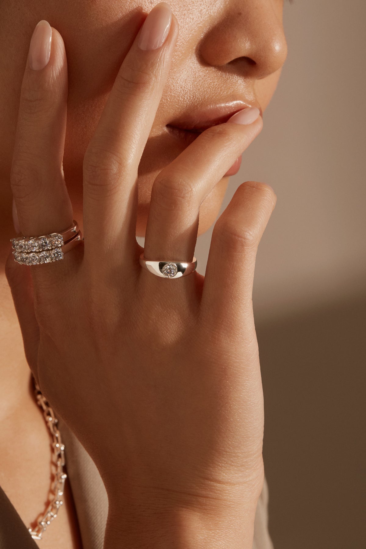【HYERES LOR】Champagne Moon 14K Chunky Ring M (YG) DIA Moon Queen - 14ky gold crescent moon ring with diamonds – J