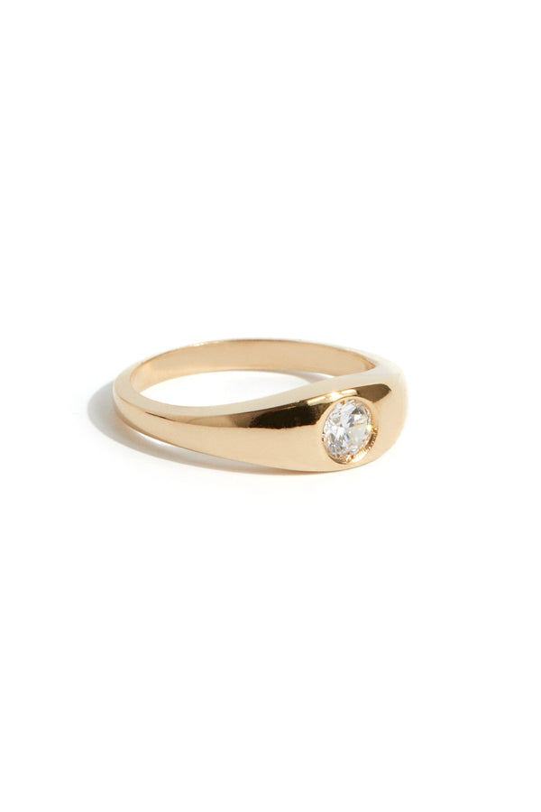 Solitaire Signet Ring in Gold