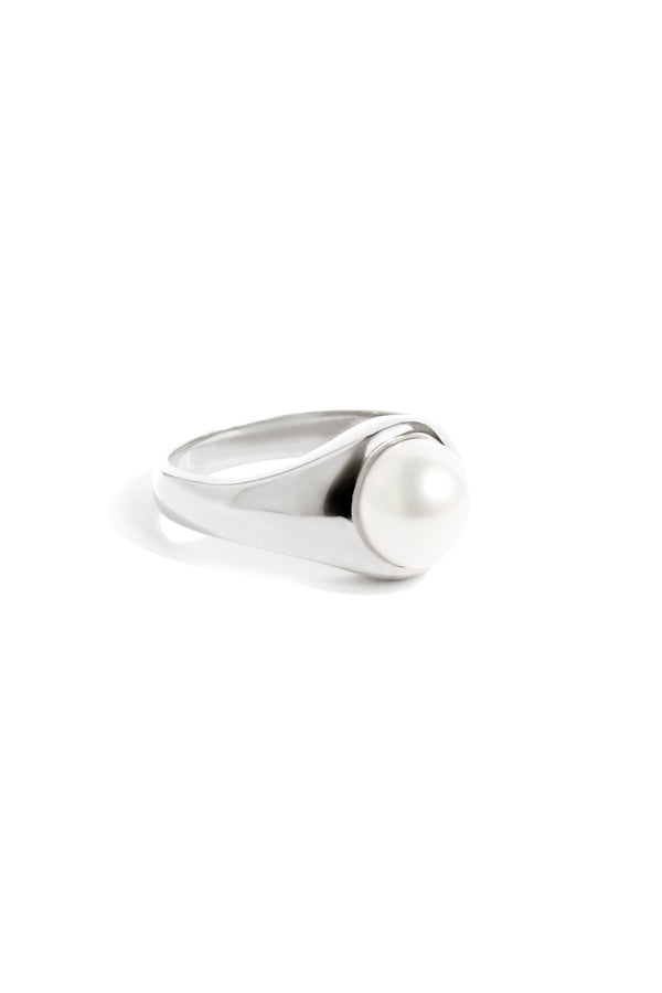 Freshwater Pearl Ring in Silver