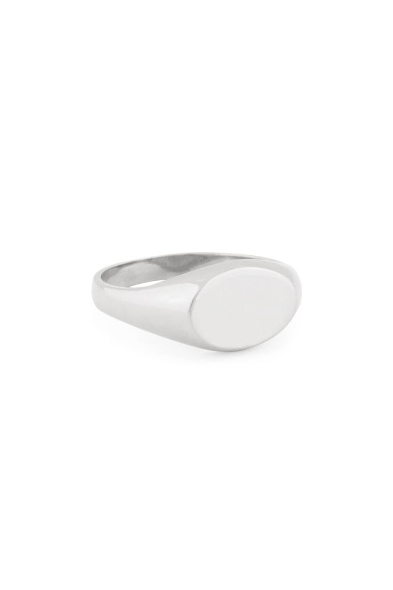 Oval Signet Ring in Silver