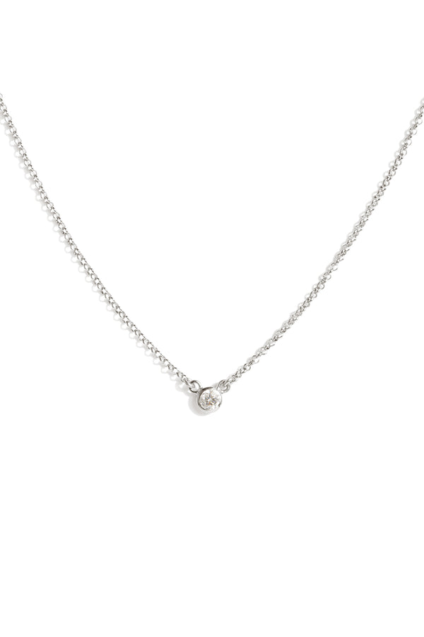 Solitaire Necklace in Silver