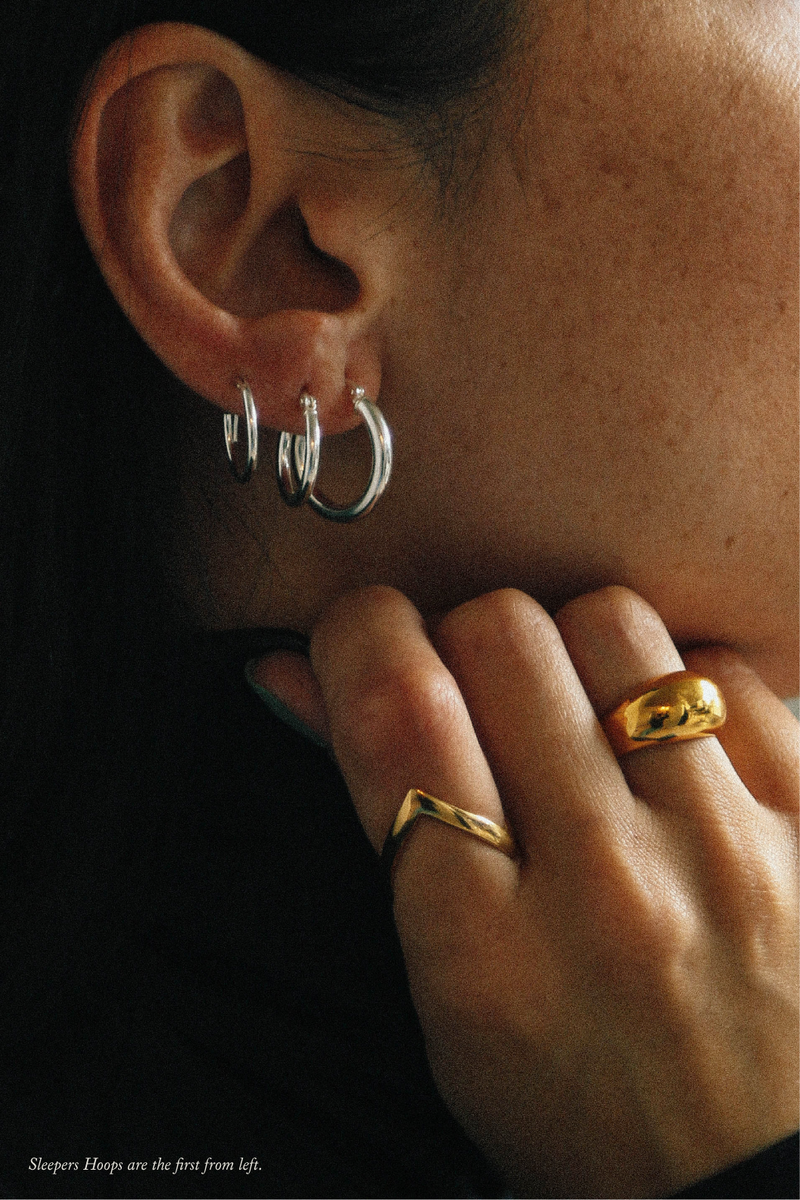 Sleepers Hoops in Silver
